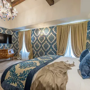  Apartment Ai Patrizi Di Italy